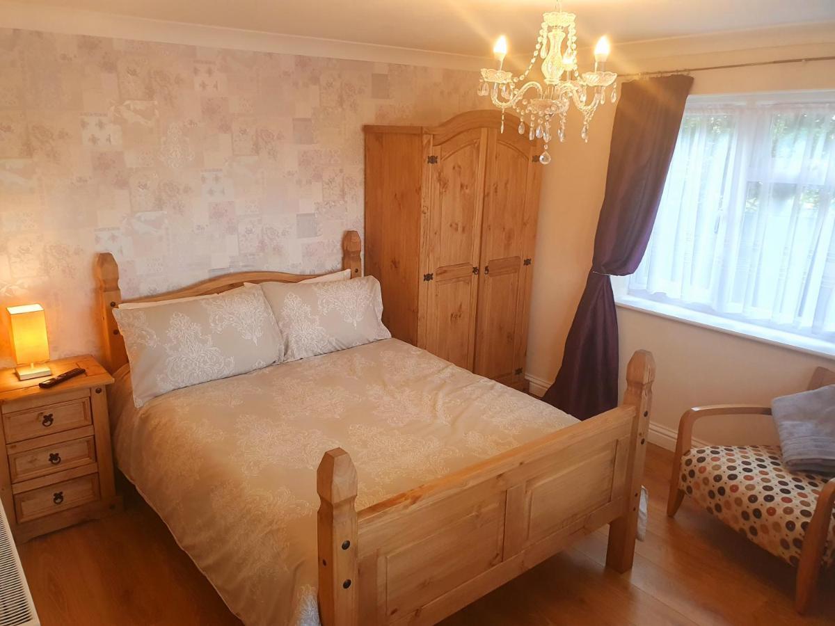 Sherwood Bungalow 3 Bedroom Entire Property Boston Esterno foto