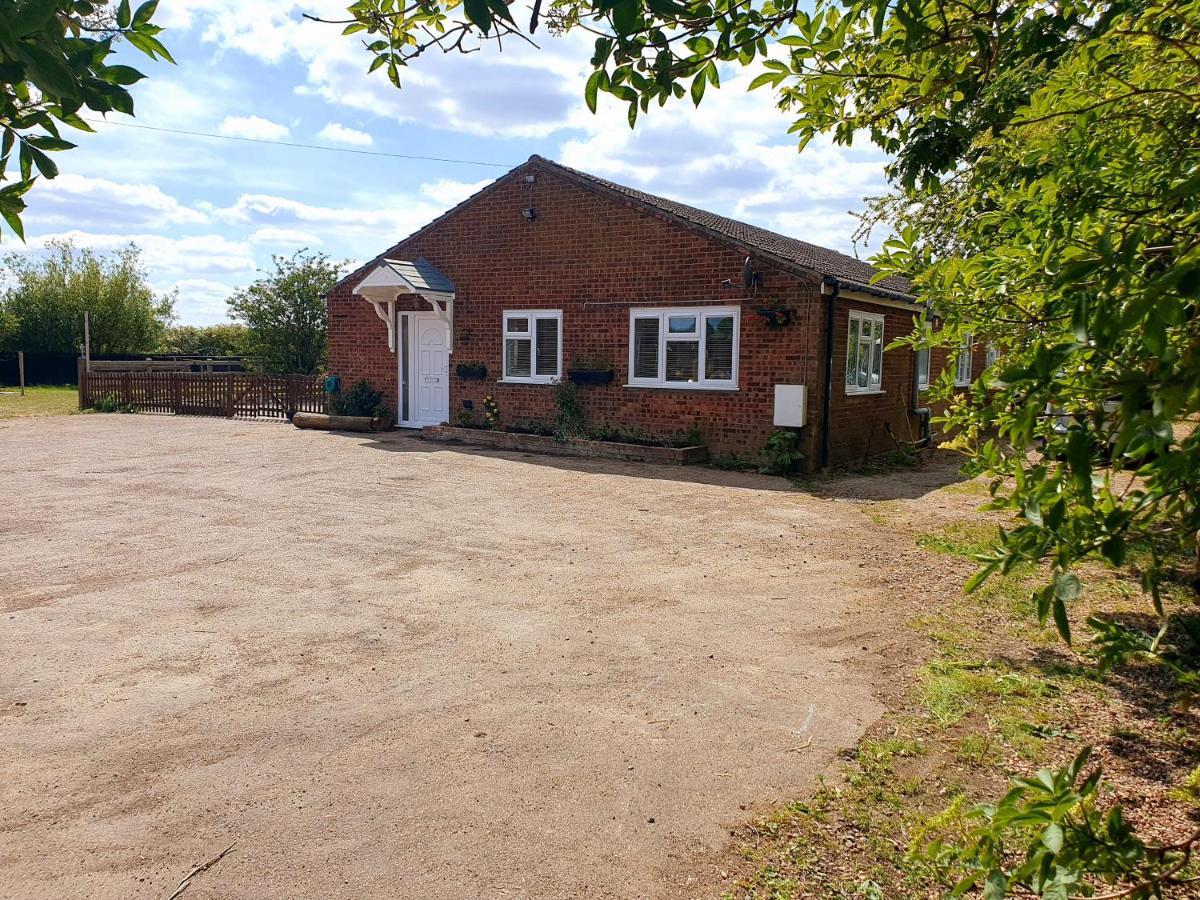 Sherwood Bungalow 3 Bedroom Entire Property Boston Esterno foto