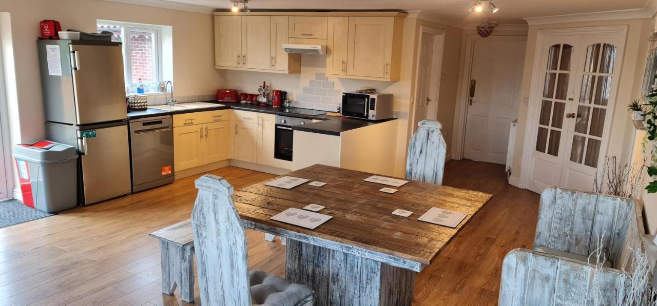 Sherwood Bungalow 3 Bedroom Entire Property Boston Esterno foto