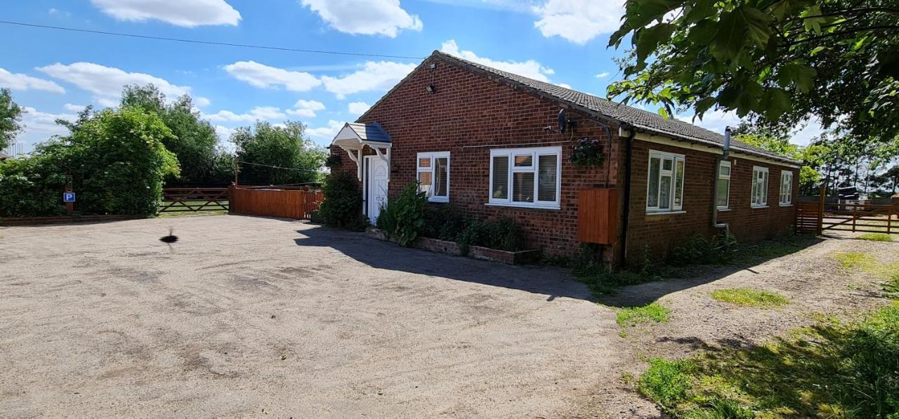 Sherwood Bungalow 3 Bedroom Entire Property Boston Esterno foto